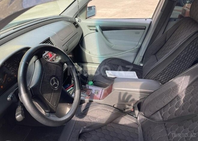 Mercedes C 180 1999, 362,017 km - 1.8 l - İsmayıllı