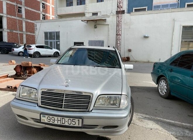 Mercedes C 180 1999, 362,017 km - 1.8 l - İsmayıllı
