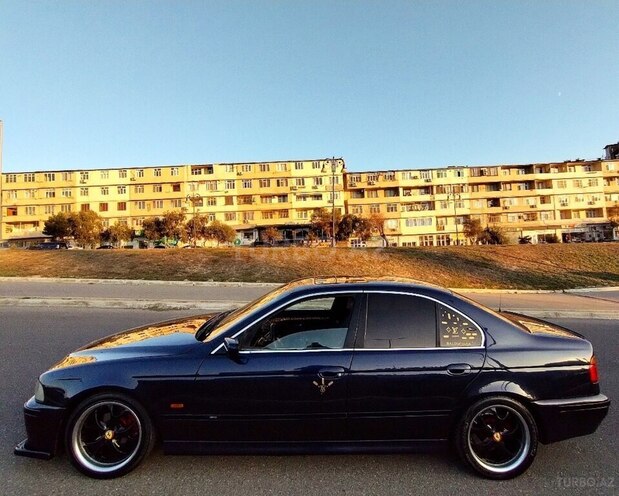 BMW 523 1998, 195,000 km - 2.5 l - Bakı
