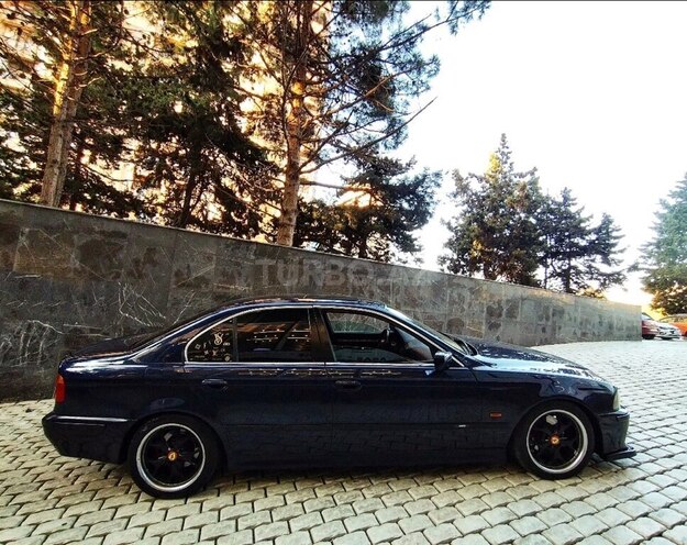 BMW 523 1998, 195,000 km - 2.5 l - Bakı