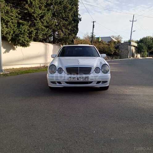 Mercedes E 220 1998, 251,369 km - 2.2 l - Qazax