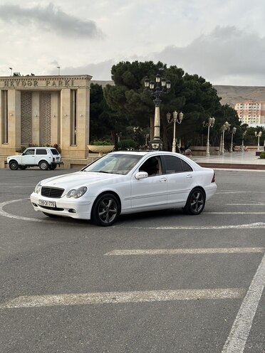 Mercedes C 240 2001, 442,000 km - 2.4 l - Bakı