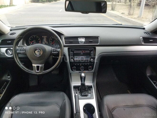 Volkswagen Passat 2013, 203,000 km - 2.5 l - Bakı