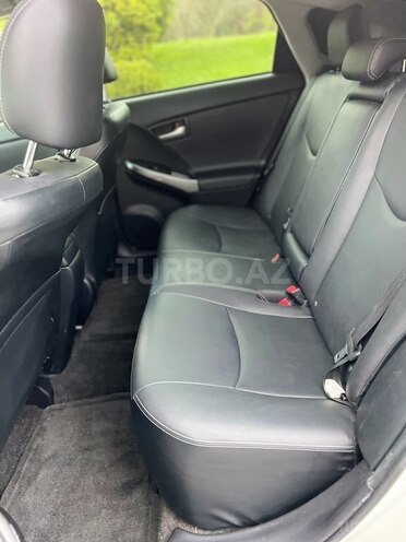 Toyota Prius 2015, 90,284 km - 1.8 l - Bakı