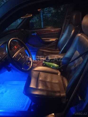 Mercedes C 220 1999, 334,000 km - 2.2 l - İmişli