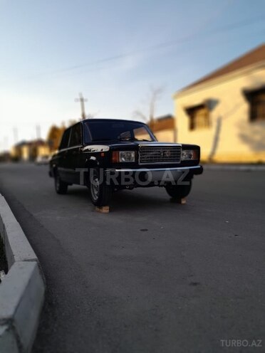 LADA (VAZ) 2107 2011, 150,000 km - 1.6 л - Yevlax