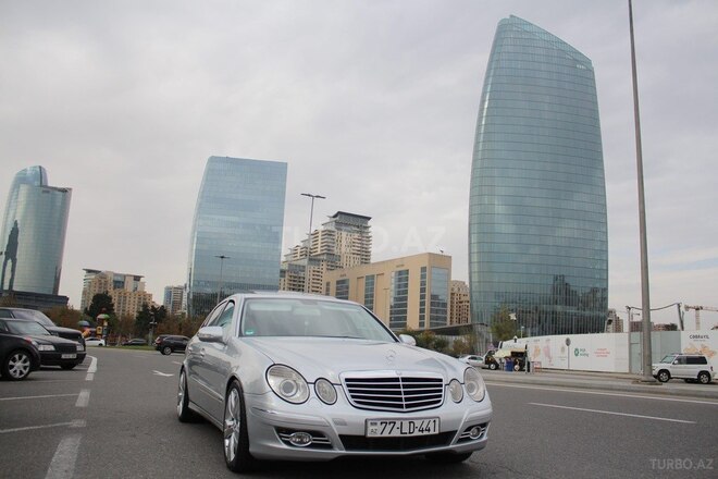 Mercedes E 220 2007, 255,000 km - 2.2 l - Bakı