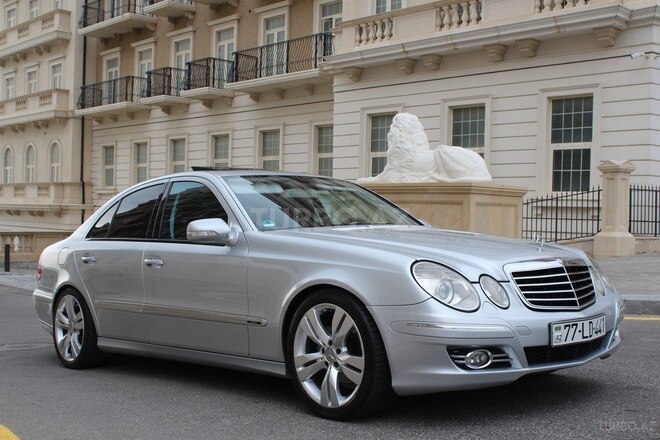 Mercedes E 220 2007, 255,000 km - 2.2 l - Bakı