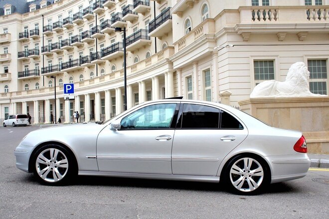 Mercedes E 220 2007, 255,000 km - 2.2 l - Bakı