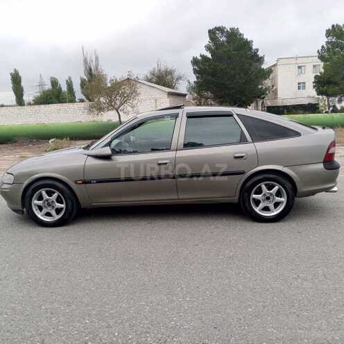 Opel Vectra 1997, 325,418 km - 1.8 л - Sumqayıt