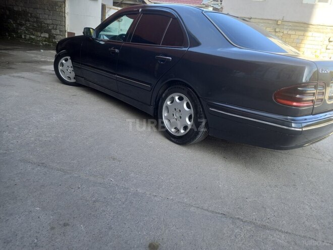 Mercedes E 220 1999, 400,425 km - 2.2 l - Bakı