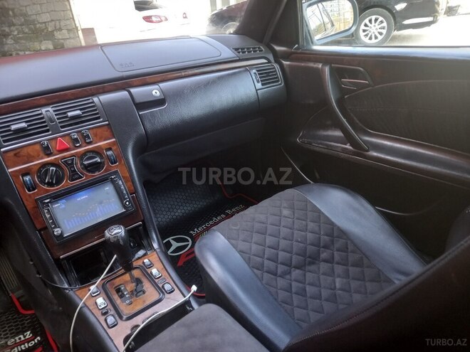 Mercedes E 220 1999, 400,425 km - 2.2 l - Bakı