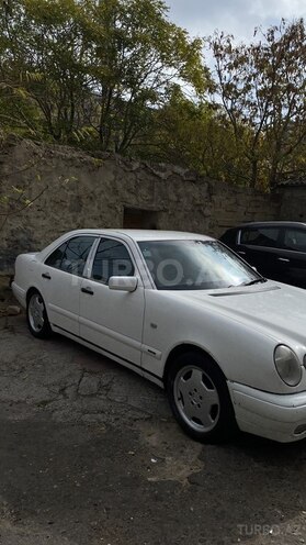 Mercedes E 300 1996, 500,000 km - 3.0 l - Bakı