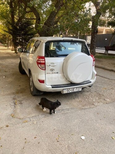 Toyota RAV4 2011, 185,000 km - 2.0 л - Bakı
