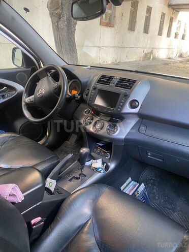 Toyota RAV4 2011, 185,000 km - 2.0 л - Bakı