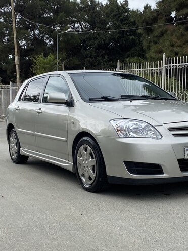 Toyota Corolla 2005, 253,509 km - 1.4 л - Bakı