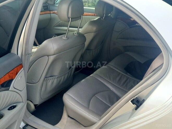 Mercedes E 240 2004, 380,000 km - 2.6 л - Bakı