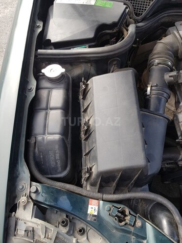 Mercedes E 200 1996, 363,000 km - 2.0 л - Zaqatala