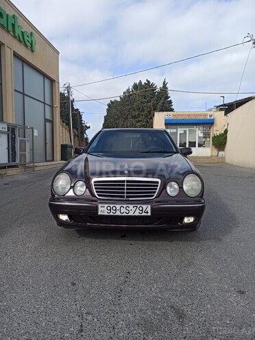 Mercedes E 270 2001, 420,000 km - 2.7 l - Bakı