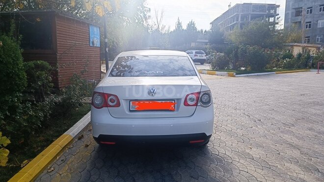 Volkswagen Jetta 2007, 260,000 km - 1.6 л - Bakı