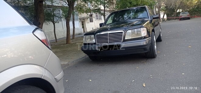 Mercedes E 220 1994, 482,500 km - 2.2 l - Bakı
