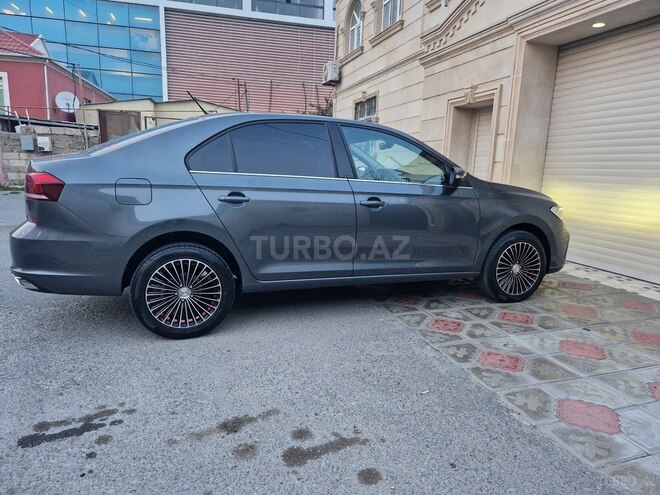 Volkswagen Polo 2021, 21,000 km - 1.6 l - Bakı