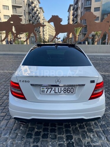 Mercedes C 250 2014, 164,572 km - 1.8 л - Bakı