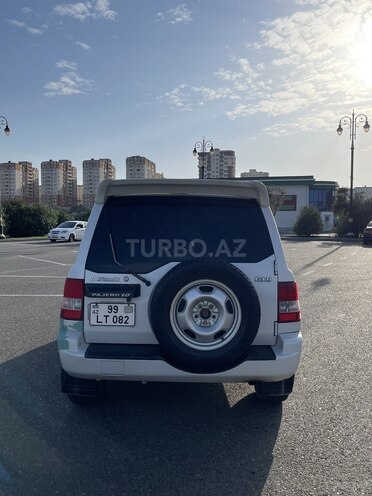 Mitsubishi Pajero io 2000, 228,000 km - 2.0 л - Bakı