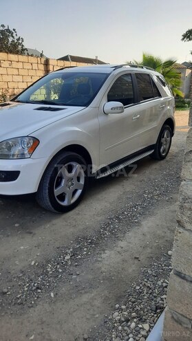 Mercedes ML 350 2006, 212,481 km - 3.5 л - Yevlax