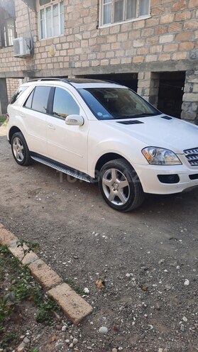 Mercedes ML 350 2006, 212,481 km - 3.5 л - Yevlax