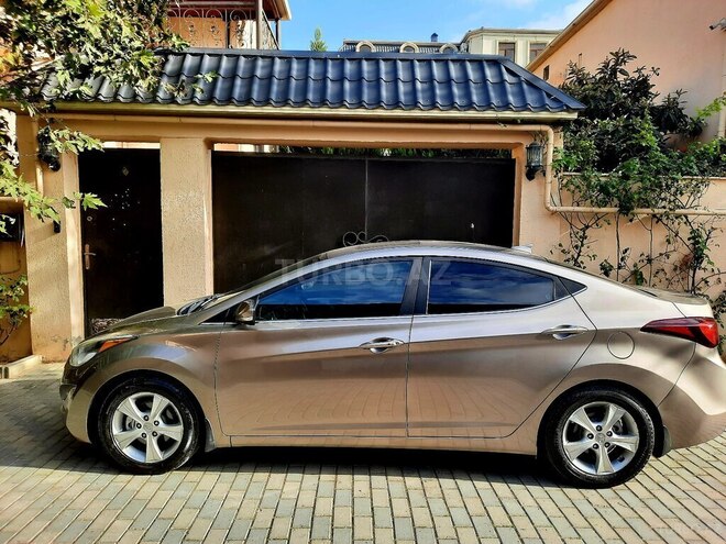 Hyundai Elantra 2015, 110,000 km - 1.8 л - Bakı