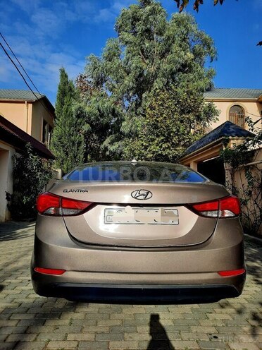 Hyundai Elantra 2015, 110,000 km - 1.8 л - Bakı