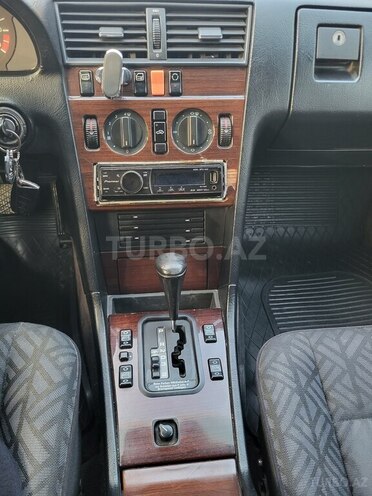 Mercedes C 180 1994, 321,580 km - 1.8 л - Bakı