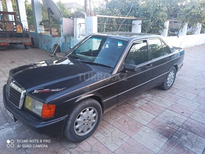 Mercedes 190 1991, 450,000 km - 2.0 l - Neftçala