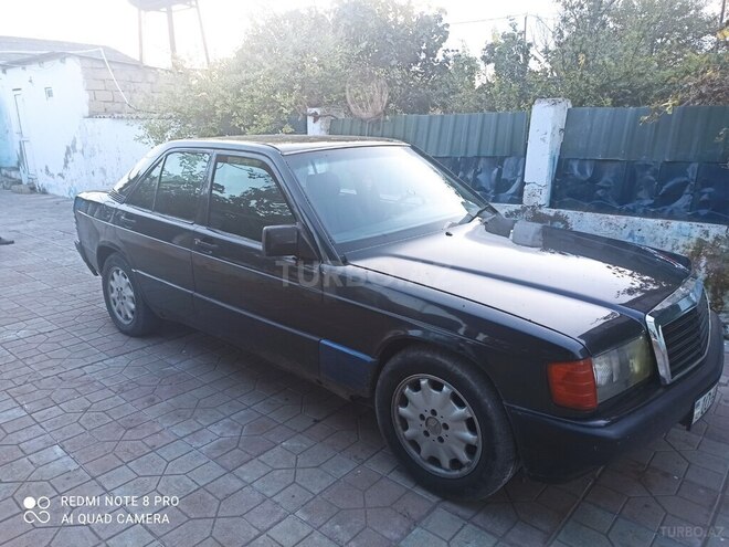 Mercedes 190 1991, 450,000 km - 2.0 l - Neftçala