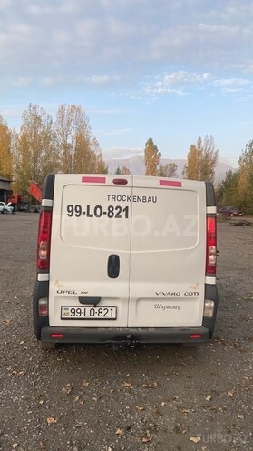 Opel Vivaro 2008, 250,000 km - 2.0 л - İsmayıllı