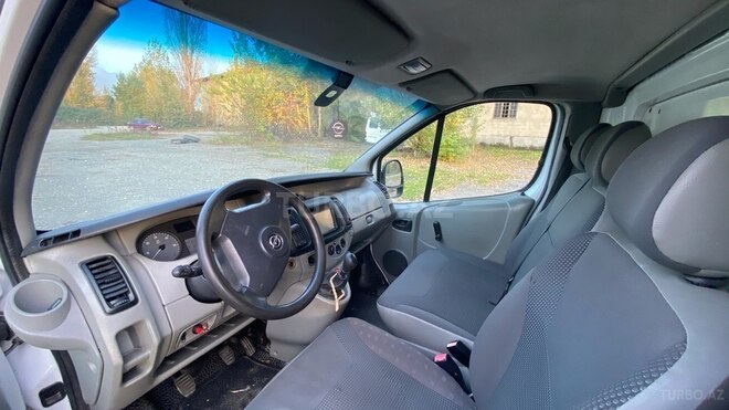 Opel Vivaro 2008, 250,000 km - 2.0 л - İsmayıllı