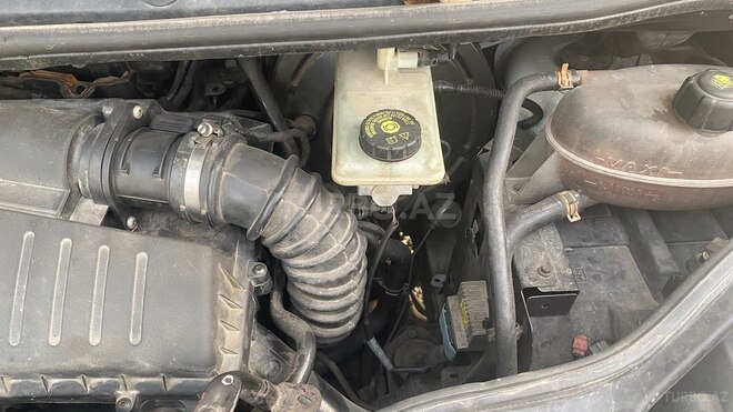 Opel Vivaro 2008, 250,000 km - 2.0 л - İsmayıllı