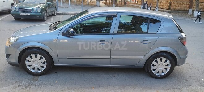 Opel Astra 2007, 330,000 km - 1.4 l - Bakı