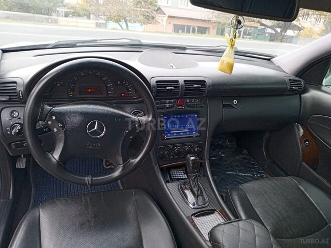 Mercedes C 240 2003, 210,242 km - 2.4 l - Zaqatala