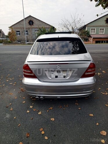 Mercedes C 240 2003, 210,242 km - 2.4 l - Zaqatala