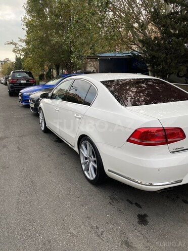 Volkswagen Passat 2011, 227,000 km - 1.8 l - Bakı