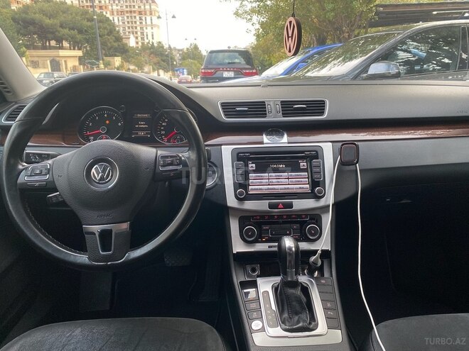 Volkswagen Passat 2011, 227,000 km - 1.8 l - Bakı