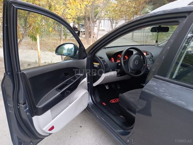 Kia Ceed 2008, 331,400 km - 1.6 л - Sumqayıt