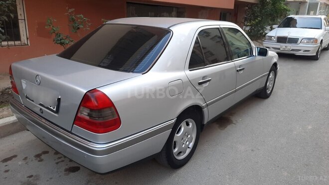 Mercedes C 200 1996, 256,000 km - 2.0 l - Bakı