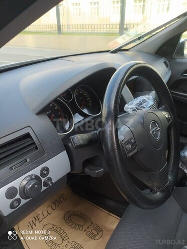 Opel Astra 2006, 185,000 km - 1.4 л - Bakı