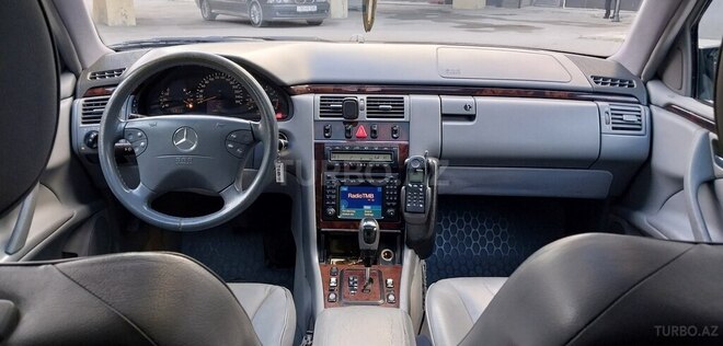 Mercedes E 280 2001, 420,000 km - 2.8 l - Bakı