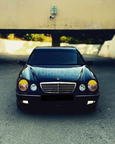 Mercedes E 280 2001, 420,000 km - 2.8 l - Bakı