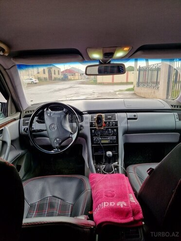 Mercedes E 220 2000, 444,500 km - 2.2 л - Gəncə