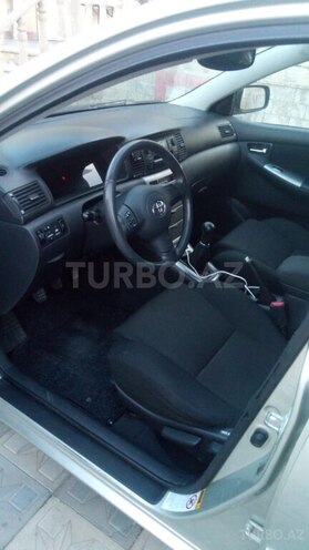 Toyota Corolla 2004, 241,000 km - 1.4 l - Bakı